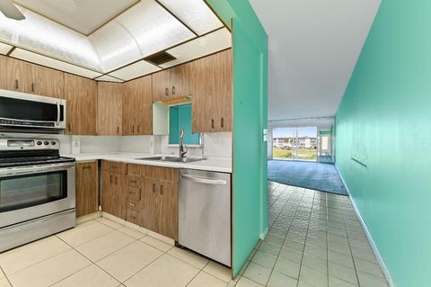 Tiny photo for 2905 Victoria Place #K3, Coconut Creek, FL 33066 (MLS # R11156120)