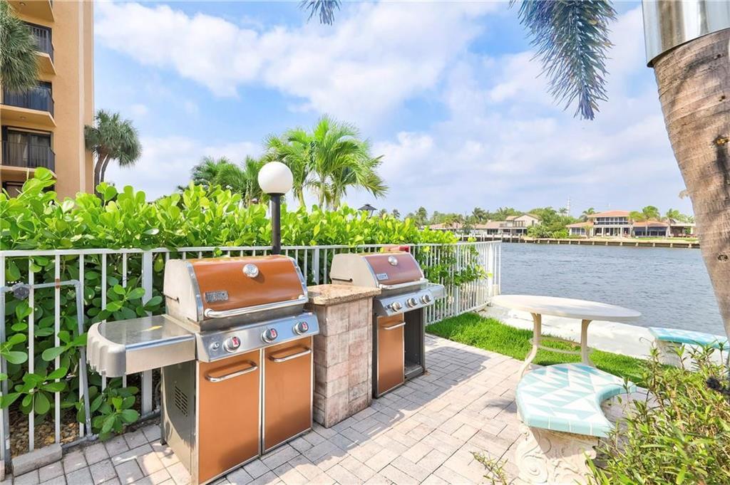 CAMERON CONDO - Residential Lease