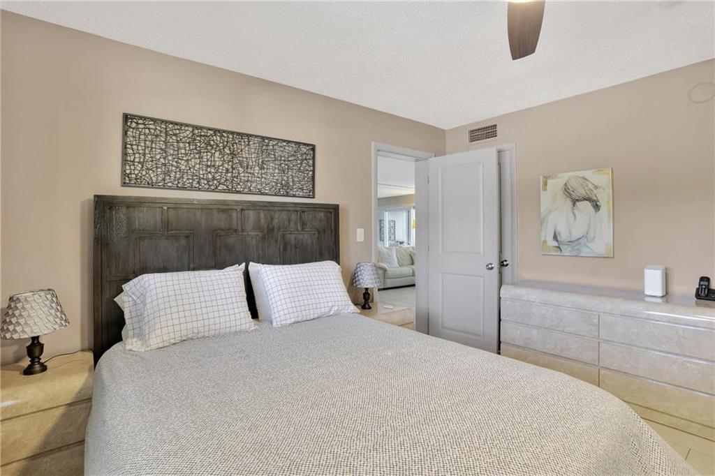 CAMERON CONDO - Residential Lease