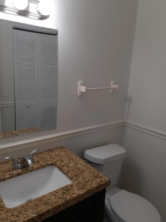 QUAIL HOLLOW CONDO - Residential