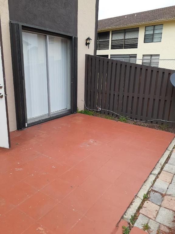 QUAIL HOLLOW CONDO - Residential