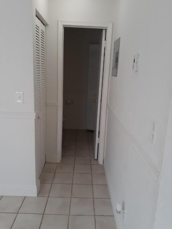 QUAIL HOLLOW CONDO - Residential