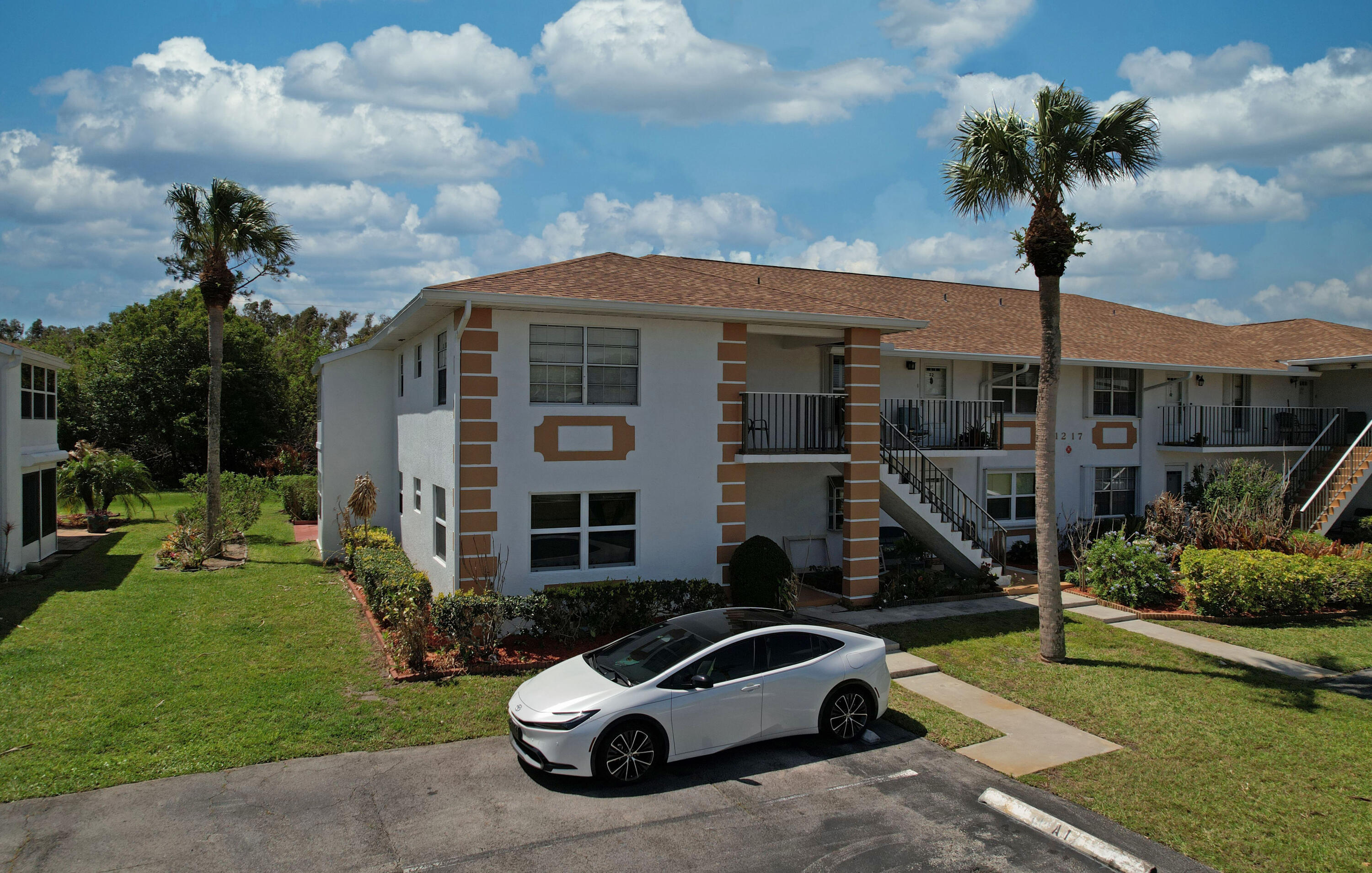HIGH POINT OF FORT PIERCE CONDOMINIUM SECTION 3 - Residential