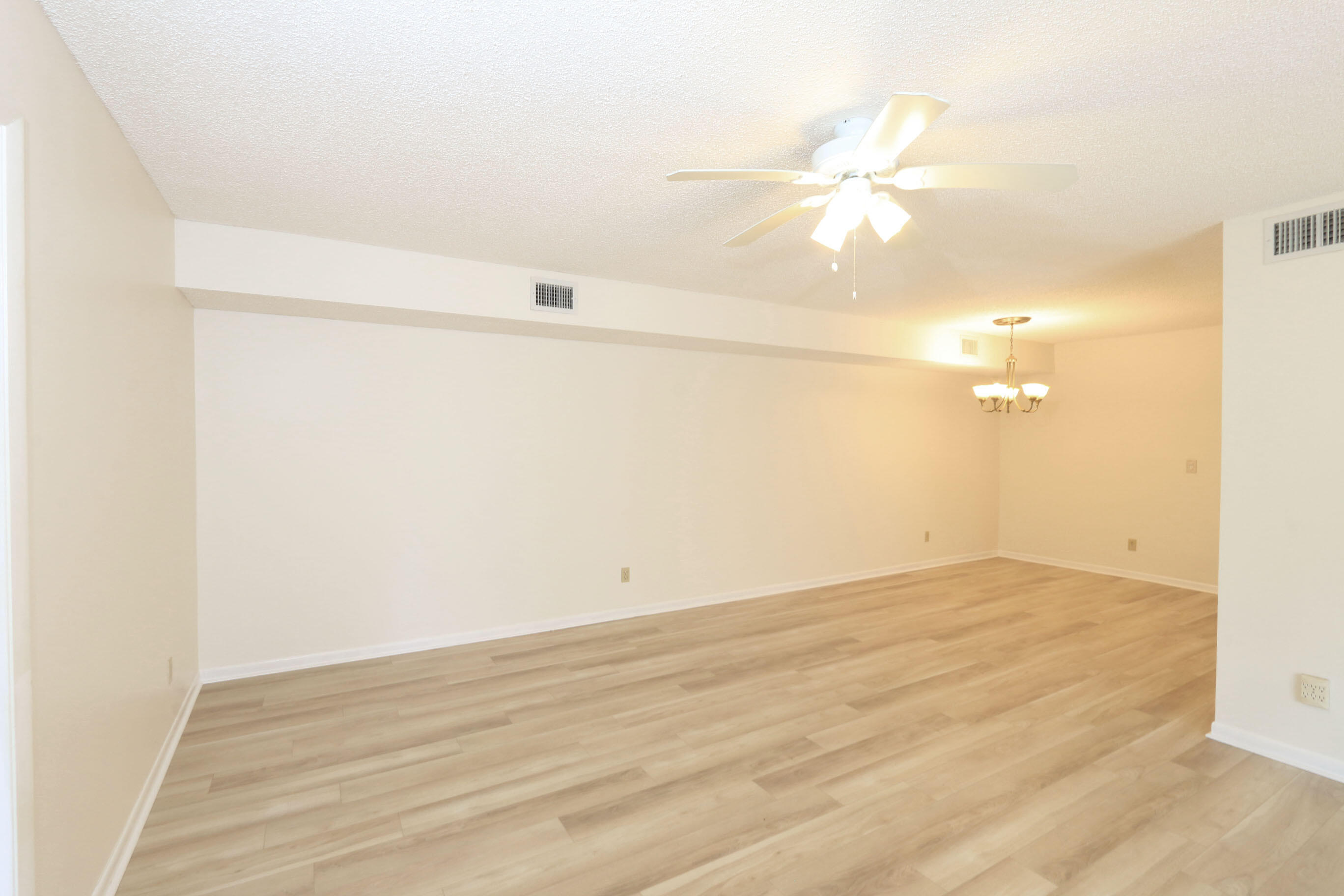 HIGH POINT OF FORT PIERCE CONDOMINIUM SECTION 3 - Residential