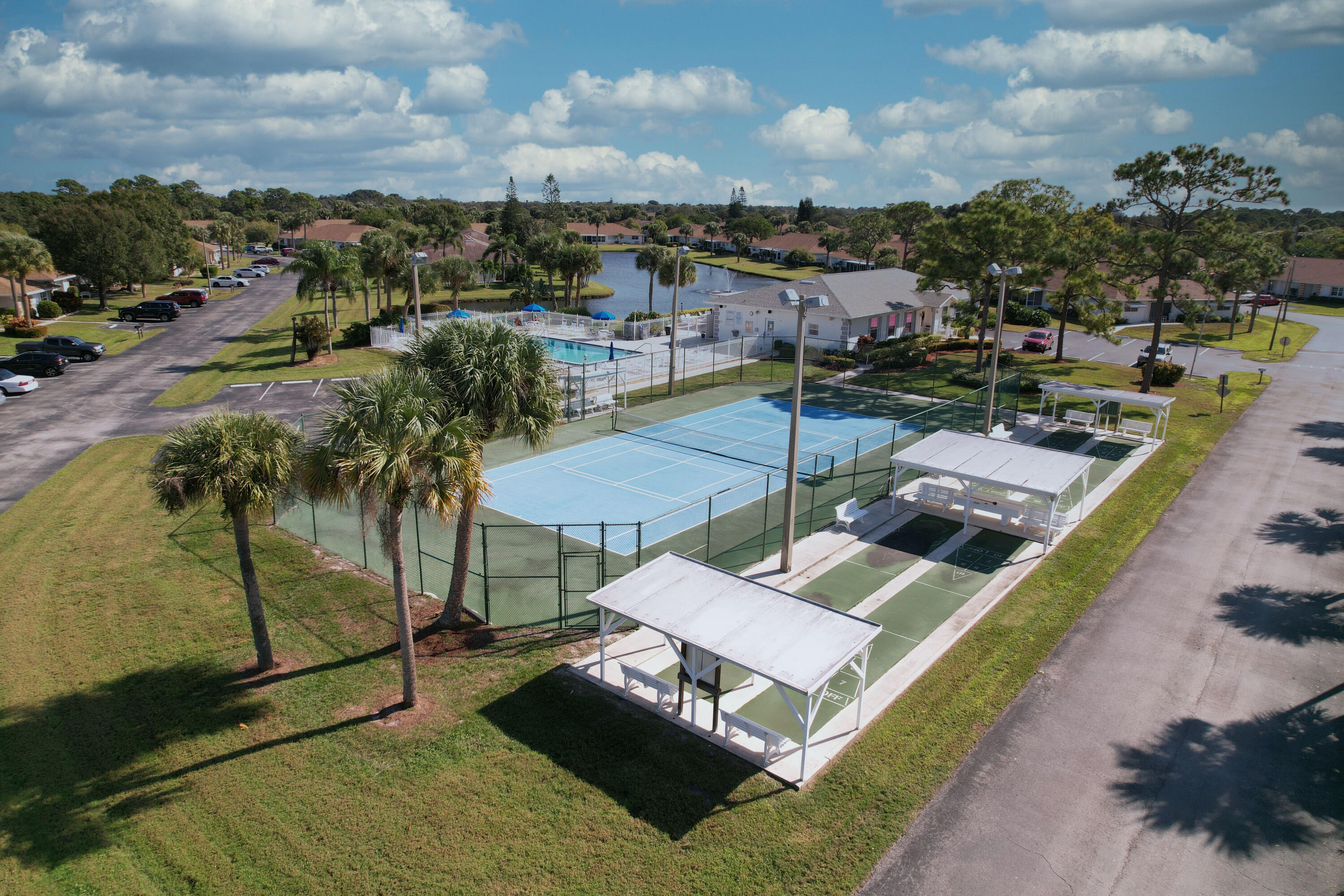 HIGH POINT OF FORT PIERCE CONDOMINIUM SECTION 3 - Residential