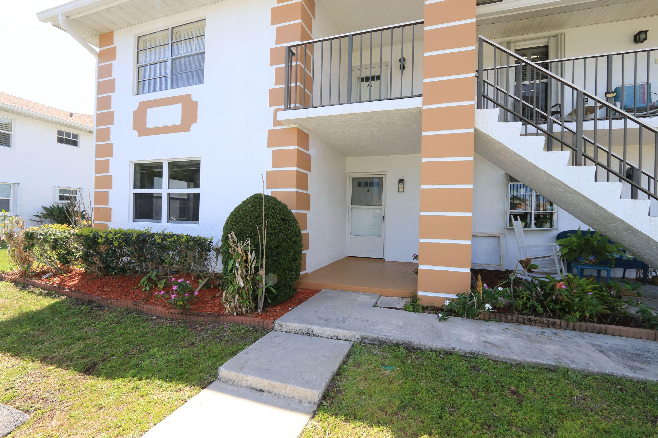HIGH POINT OF FORT PIERCE CONDOMINIUM SECTION 3 - Residential