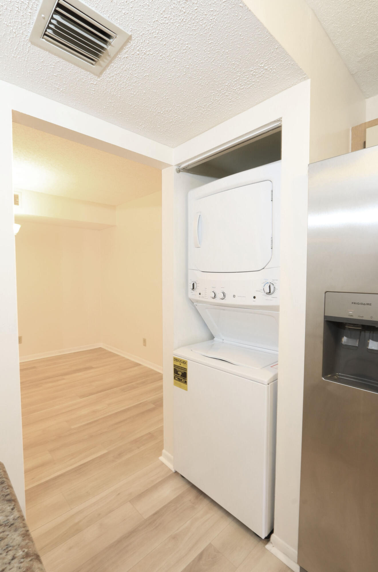 HIGH POINT OF FORT PIERCE CONDOMINIUM SECTION 3 - Residential