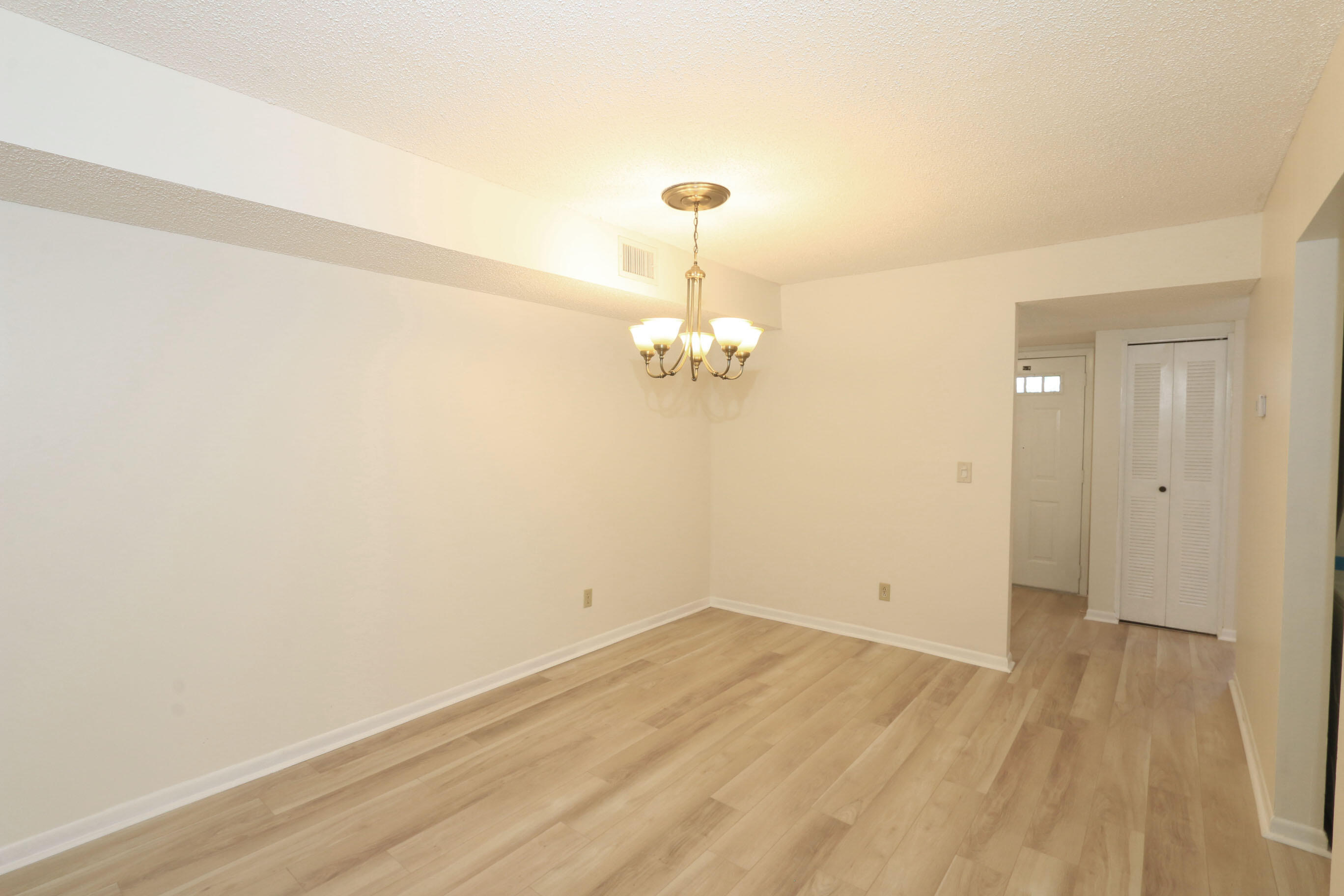 HIGH POINT OF FORT PIERCE CONDOMINIUM SECTION 3 - Residential