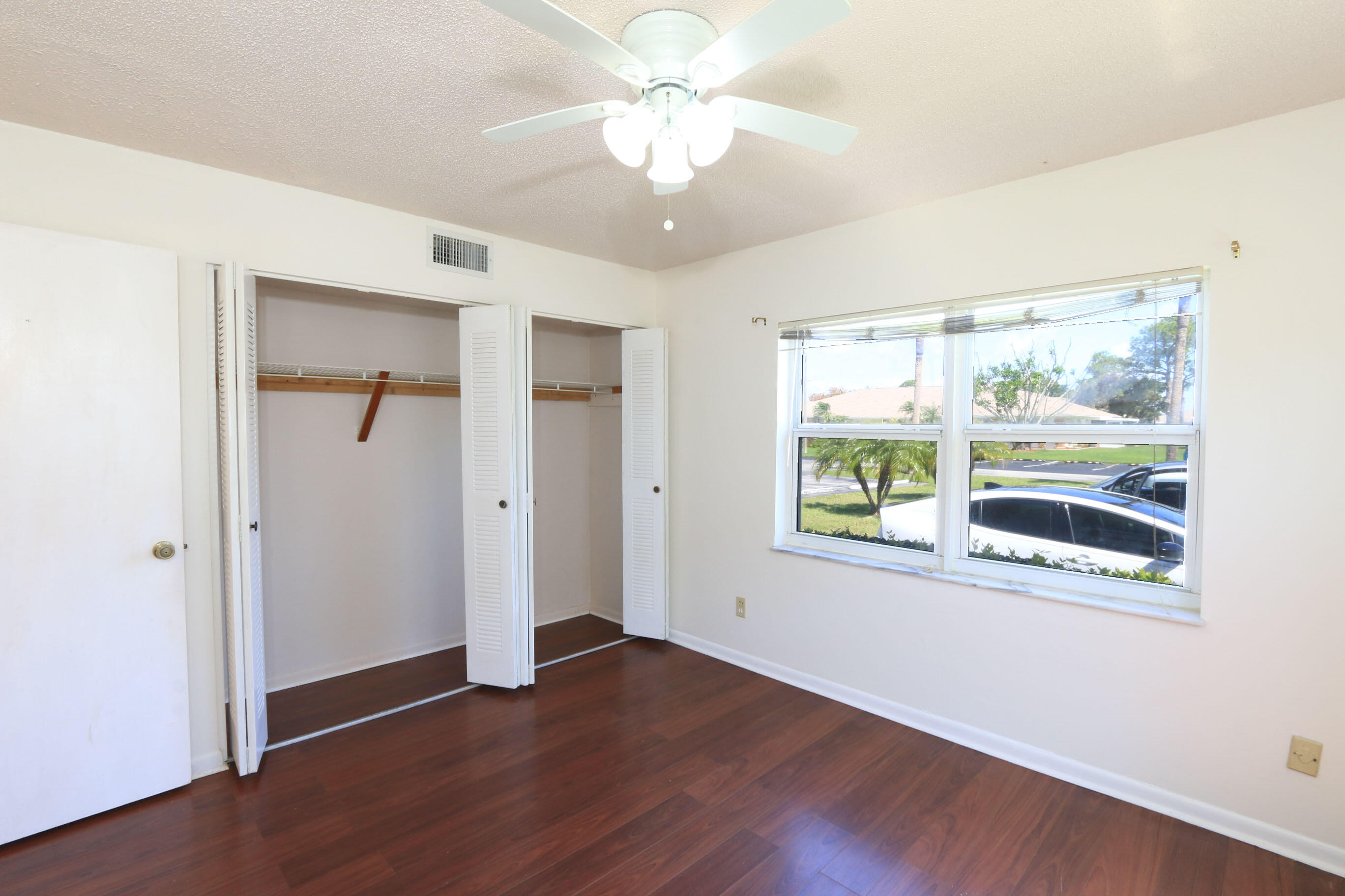 HIGH POINT OF FORT PIERCE CONDOMINIUM SECTION 3 - Residential