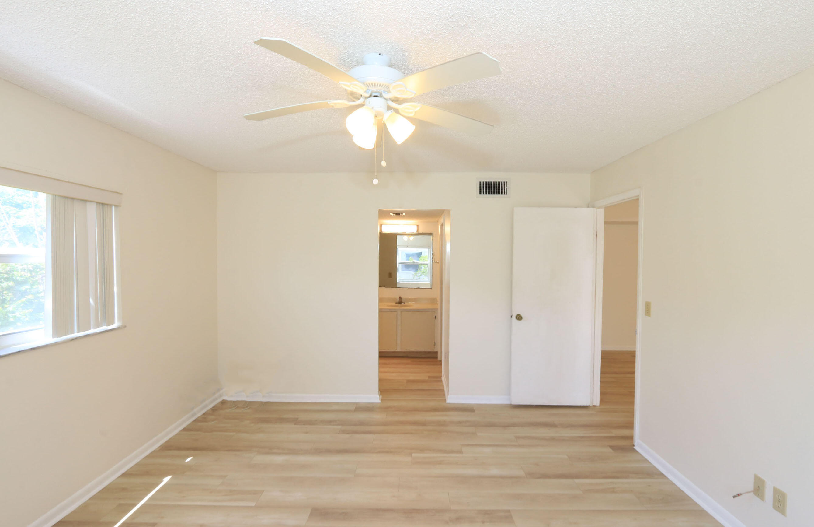 HIGH POINT OF FORT PIERCE CONDOMINIUM SECTION 3 - Residential