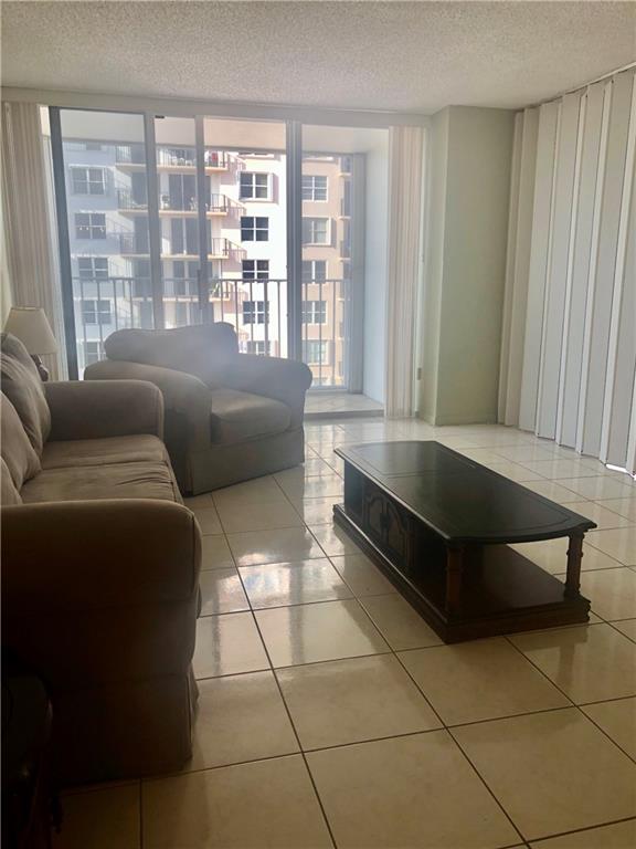 Pompano Beach Club Condo - Residential Lease