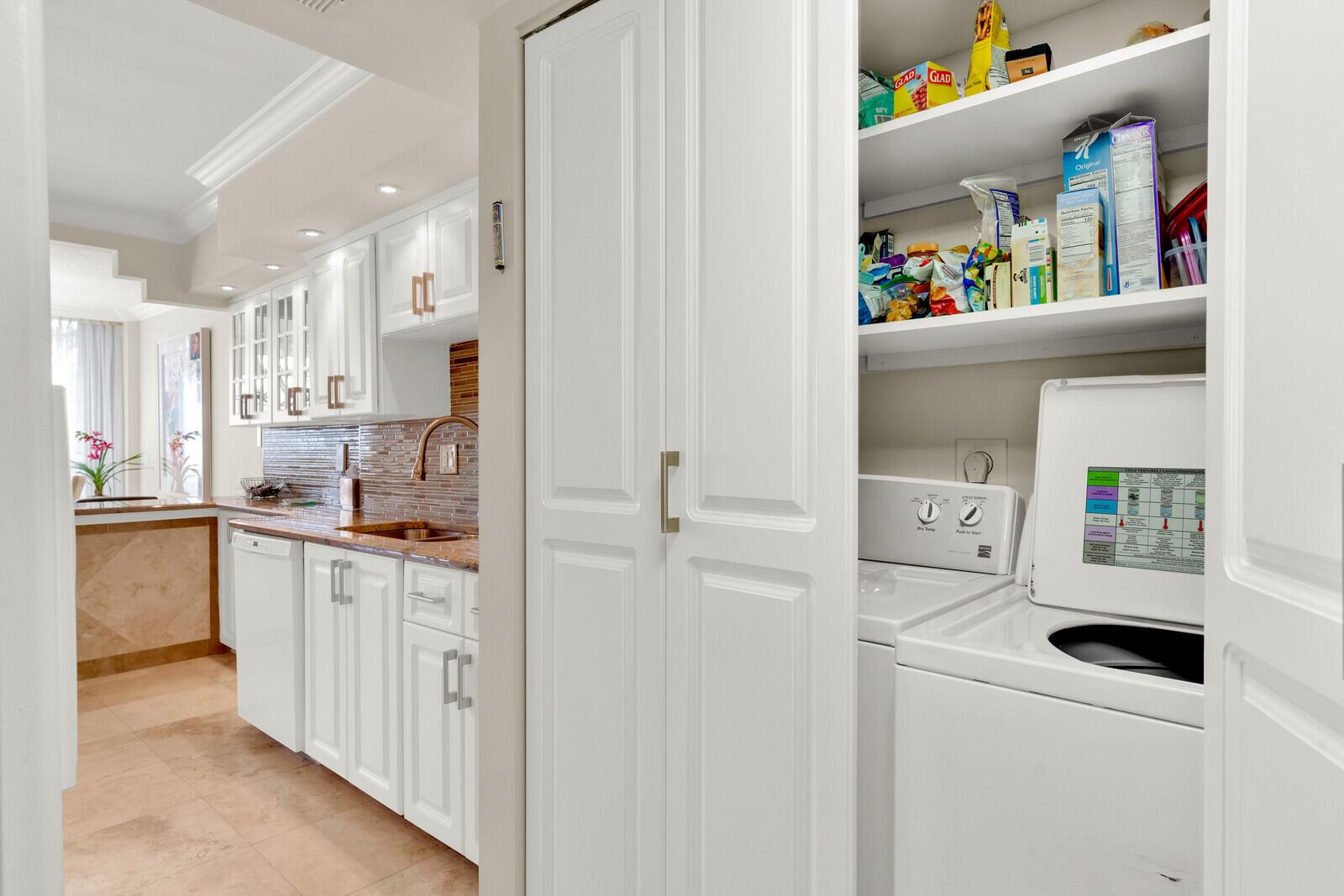 PORTA BELLA EAST AND PORT - Residential