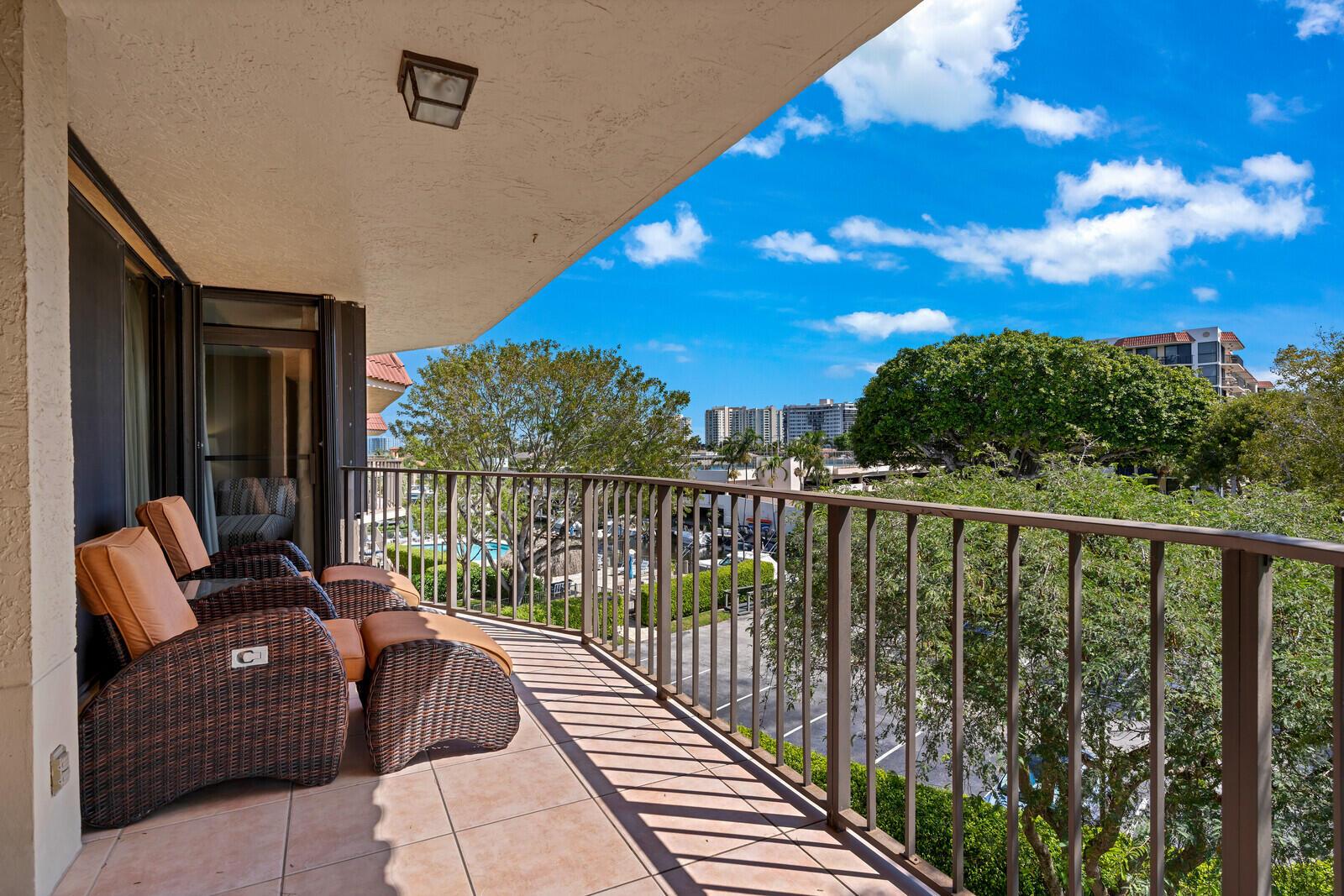 PORTA BELLA EAST AND PORT - Residential