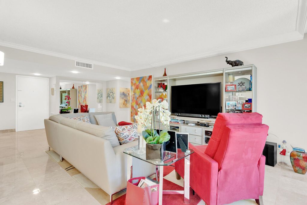 Photo of 799 Jeffery Street #4070, Boca Raton, FL 33487 (MLS # R11137017)