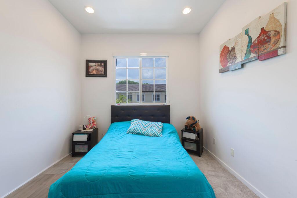 CALABRIA CONDOMINIUM - Residential