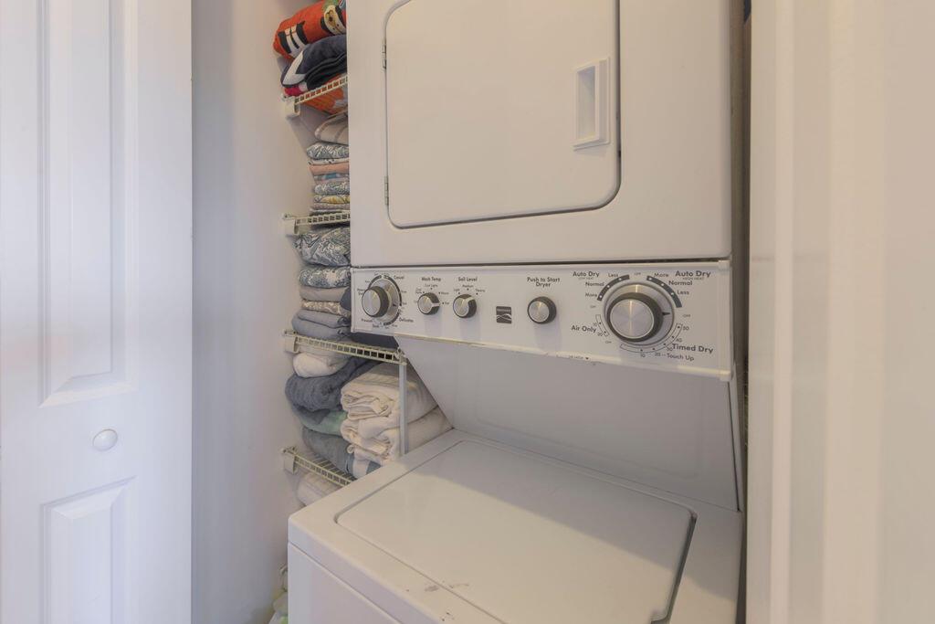 CALABRIA CONDOMINIUM - Residential