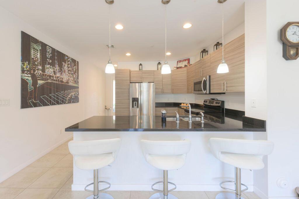 CALABRIA CONDOMINIUM - Residential