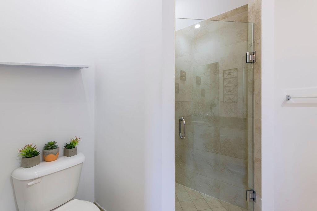 CALABRIA CONDOMINIUM - Residential