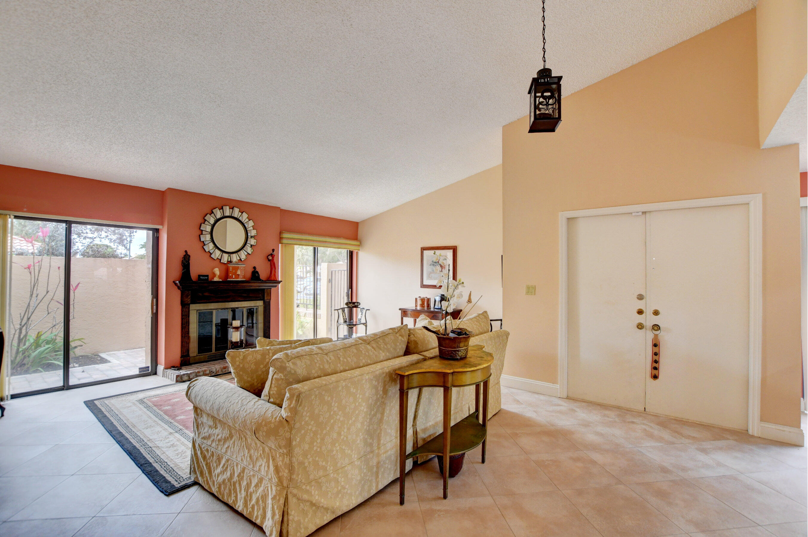 PRADERA - Residential