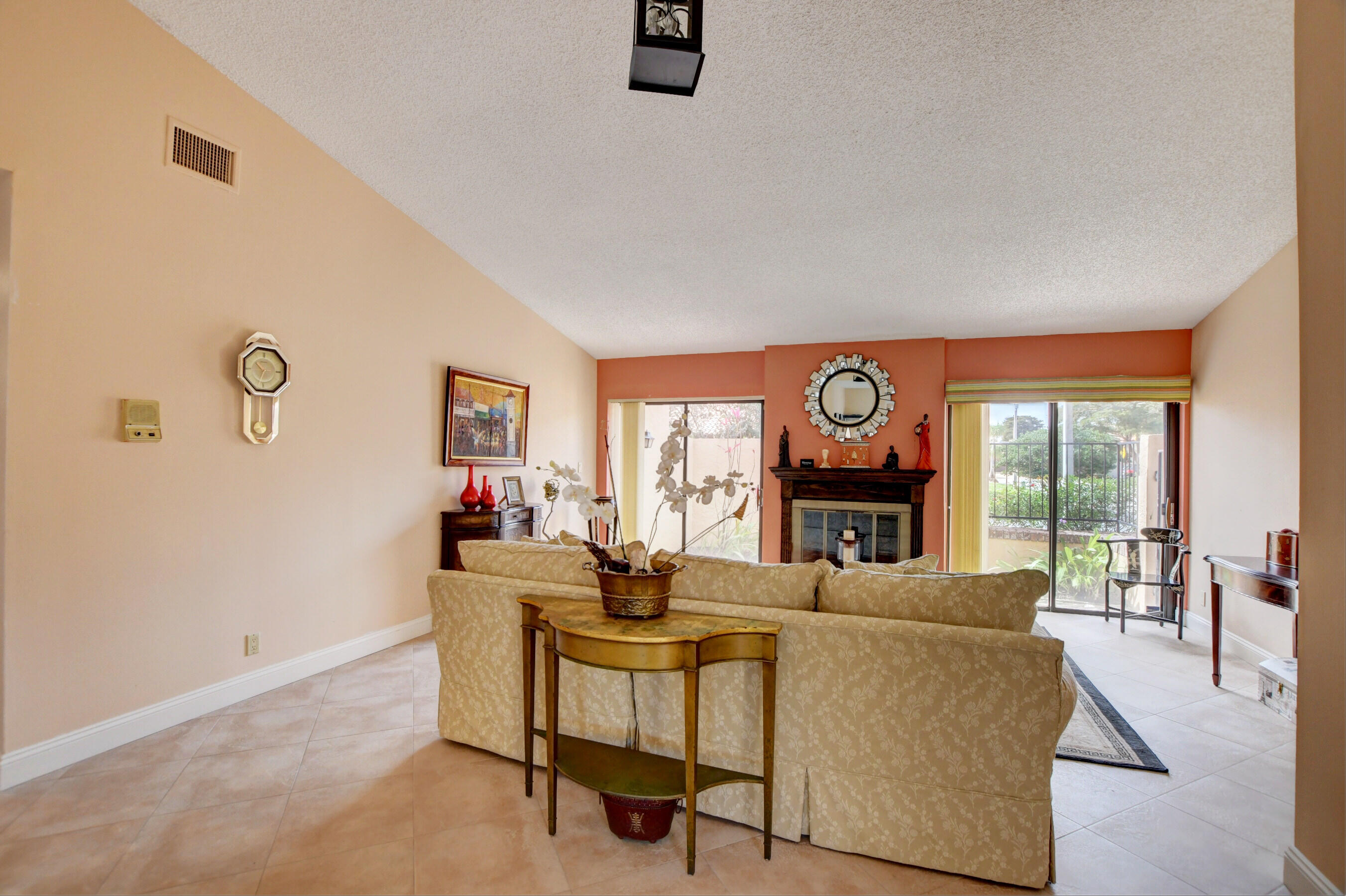 PRADERA - Residential