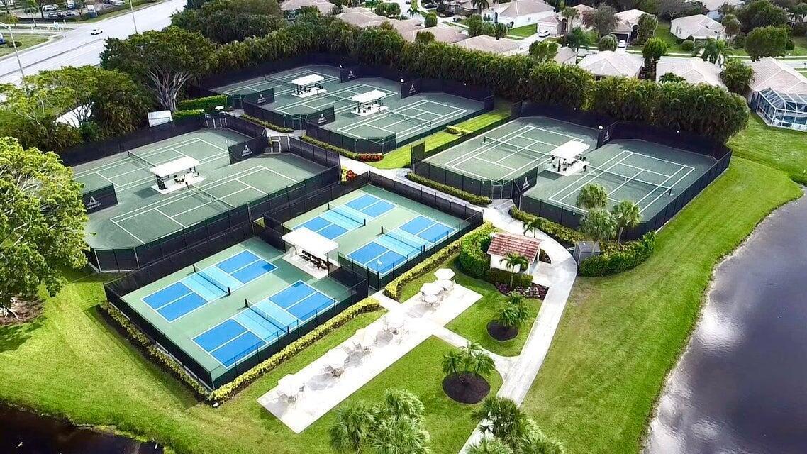 ABERDEEN 12 - Residential