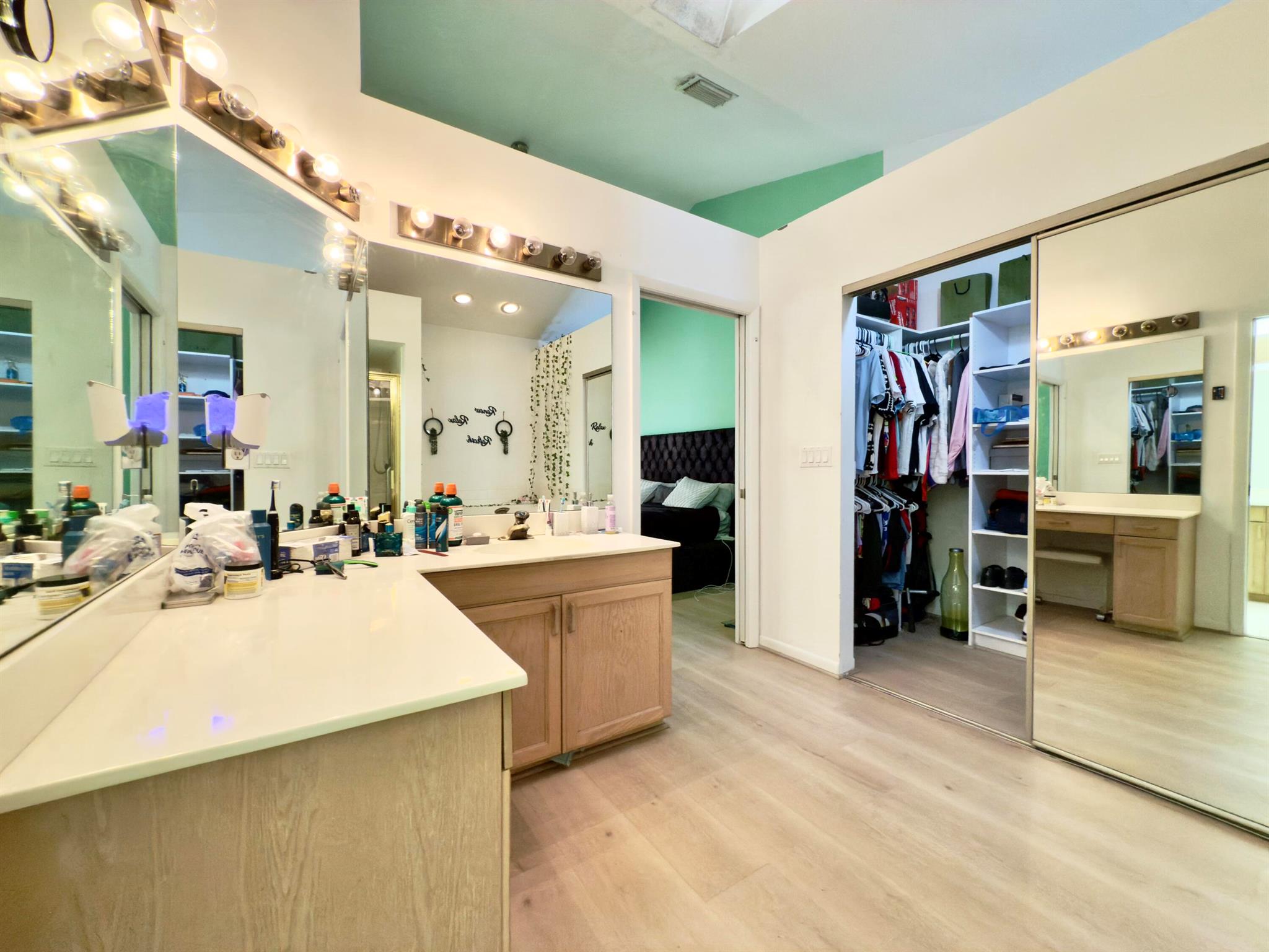 ABERDEEN 12 - Residential