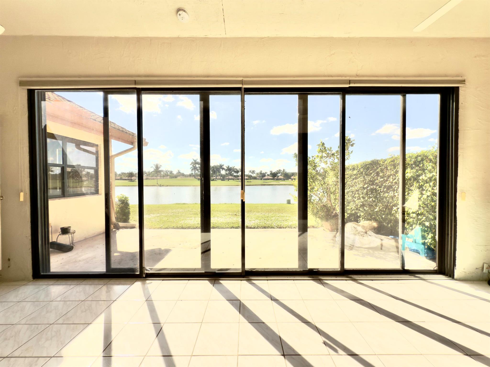 ABERDEEN 12 - Residential