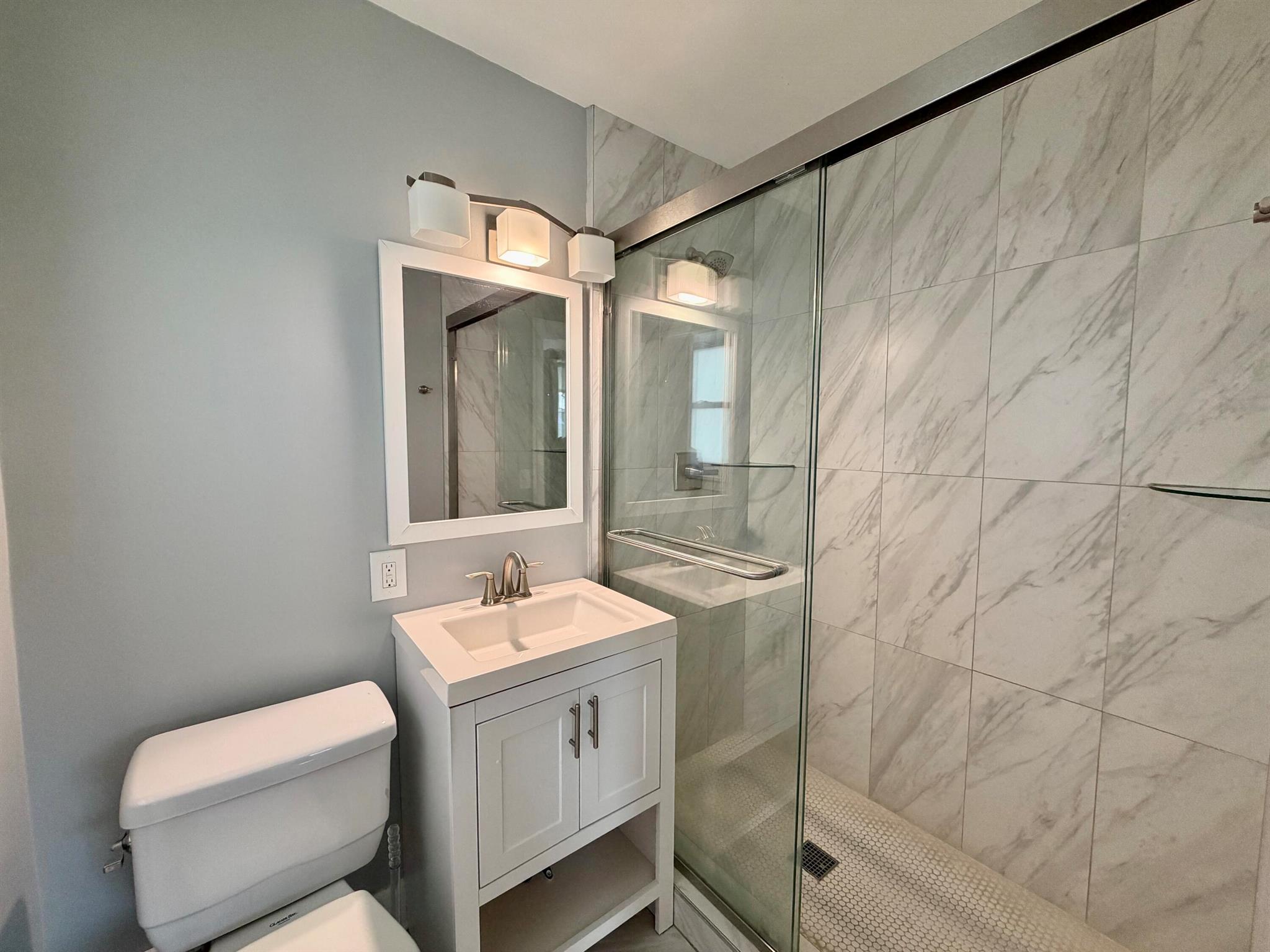 LAKE OSBORNE ESTATES 4 - Residential Lease