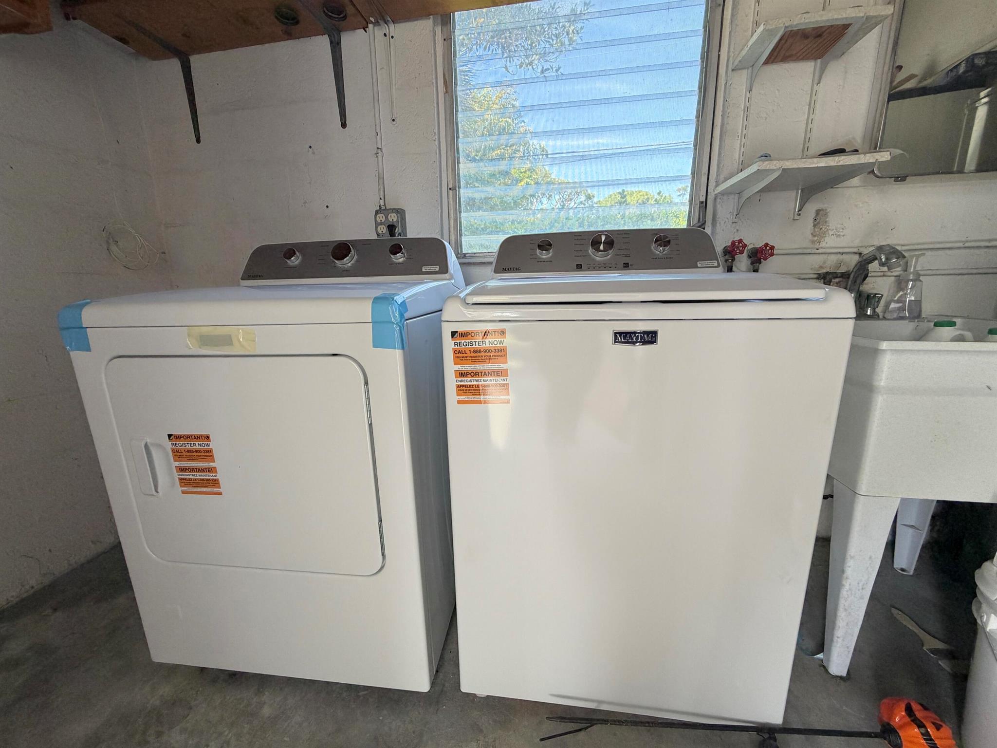 LAKE OSBORNE ESTATES 4 - Residential Lease