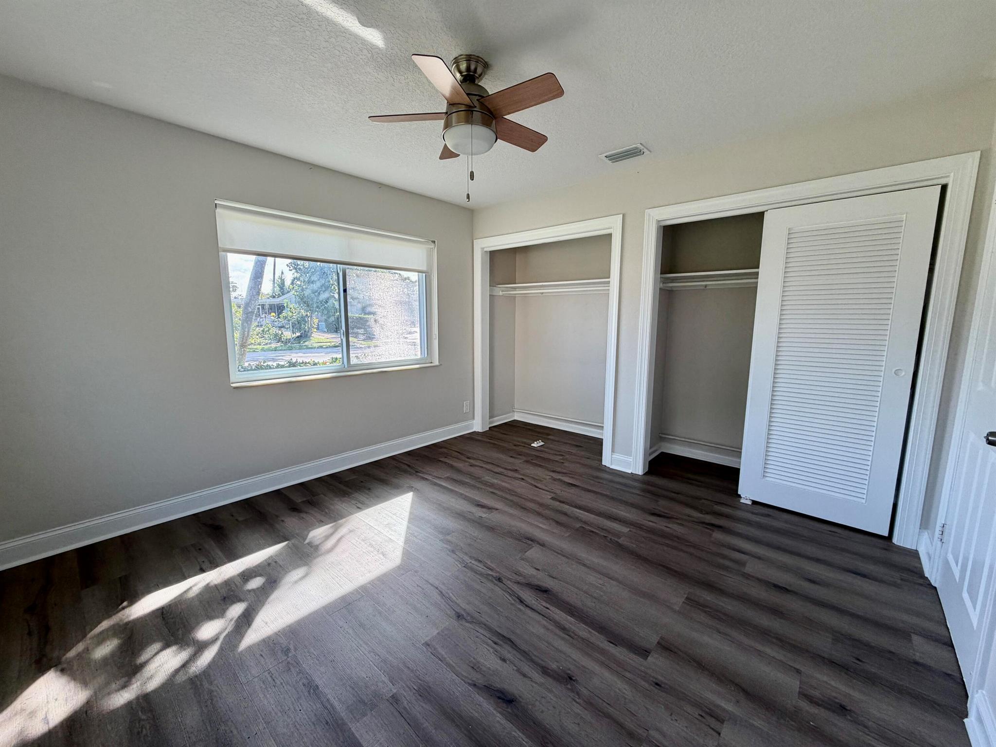 LAKE OSBORNE ESTATES 4 - Residential Lease