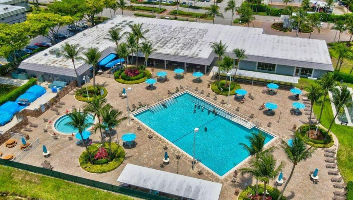 KINGS POINT SAXONY CONDOS - Residential