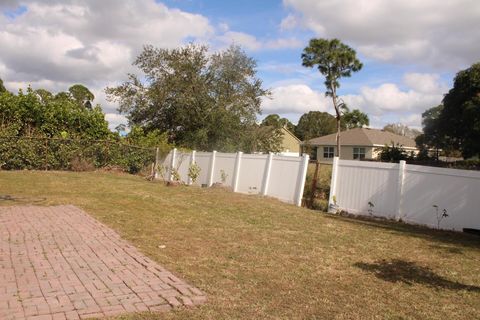 A home in Port St Lucie