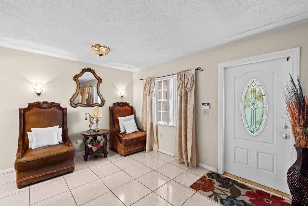 Photo of 524 NW 9th Avenue, Boynton Beach, FL 33435 (MLS # B26079759)