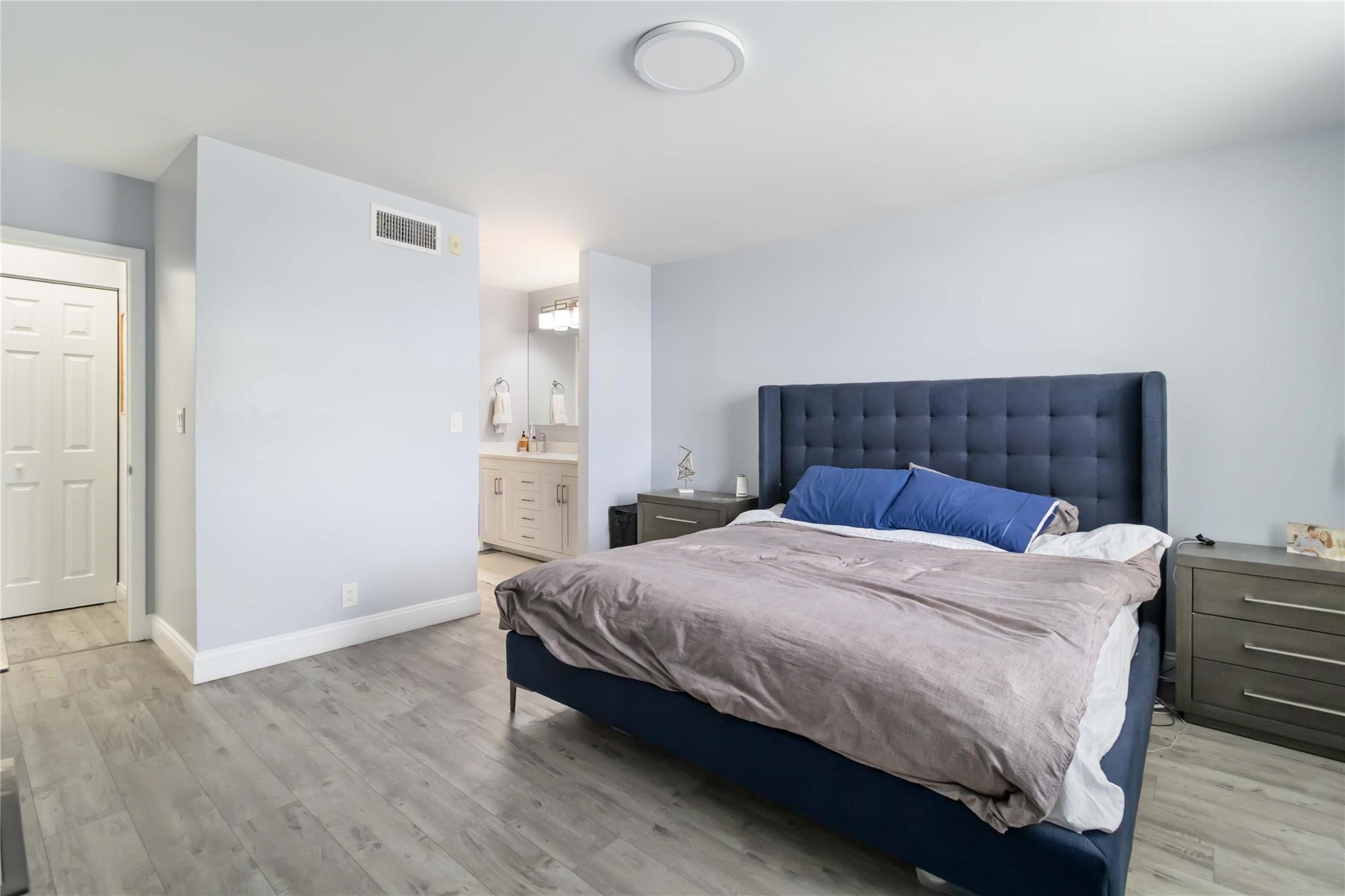 Applewood Village 2 - Residential