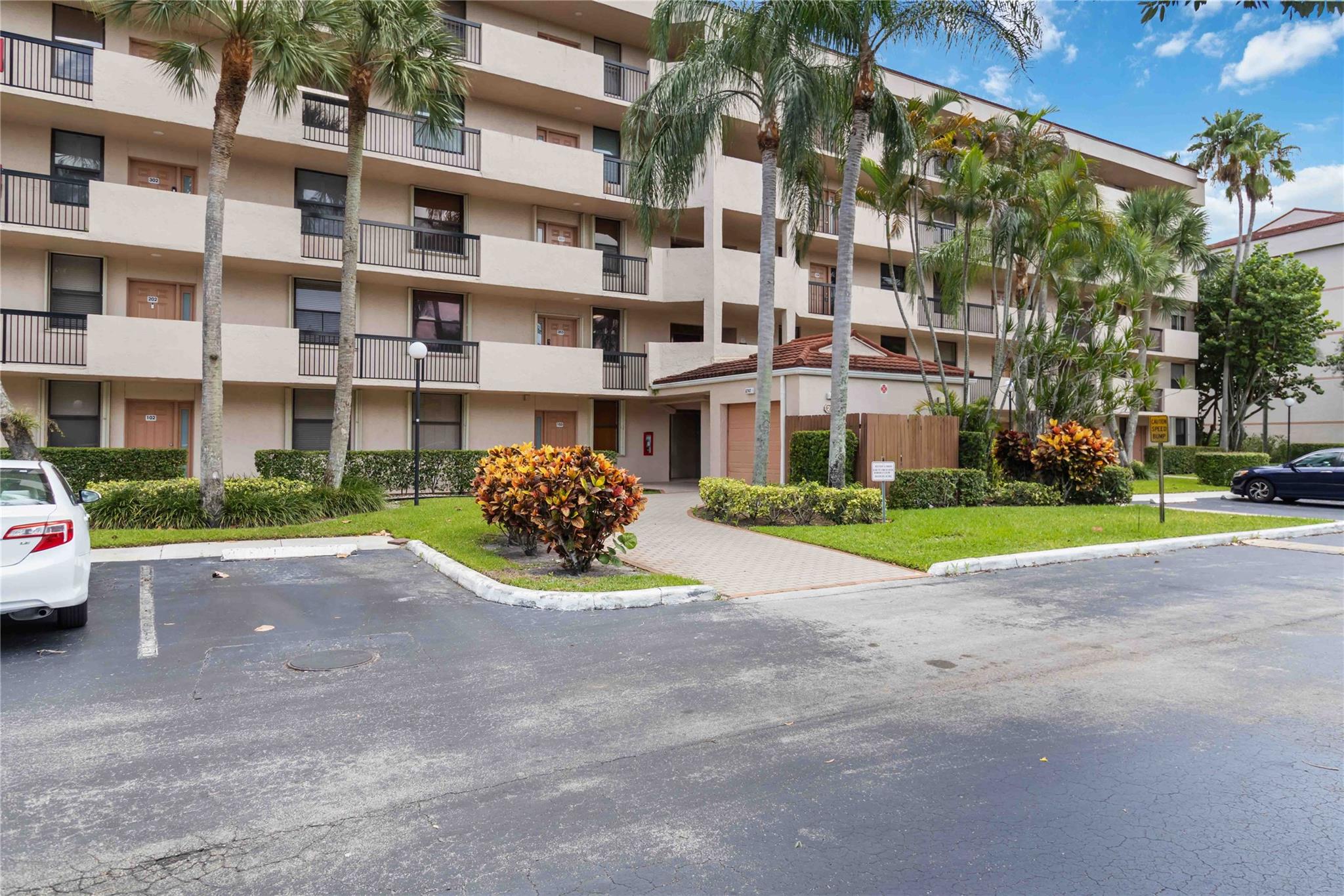 Applewood Village 2 - Residential