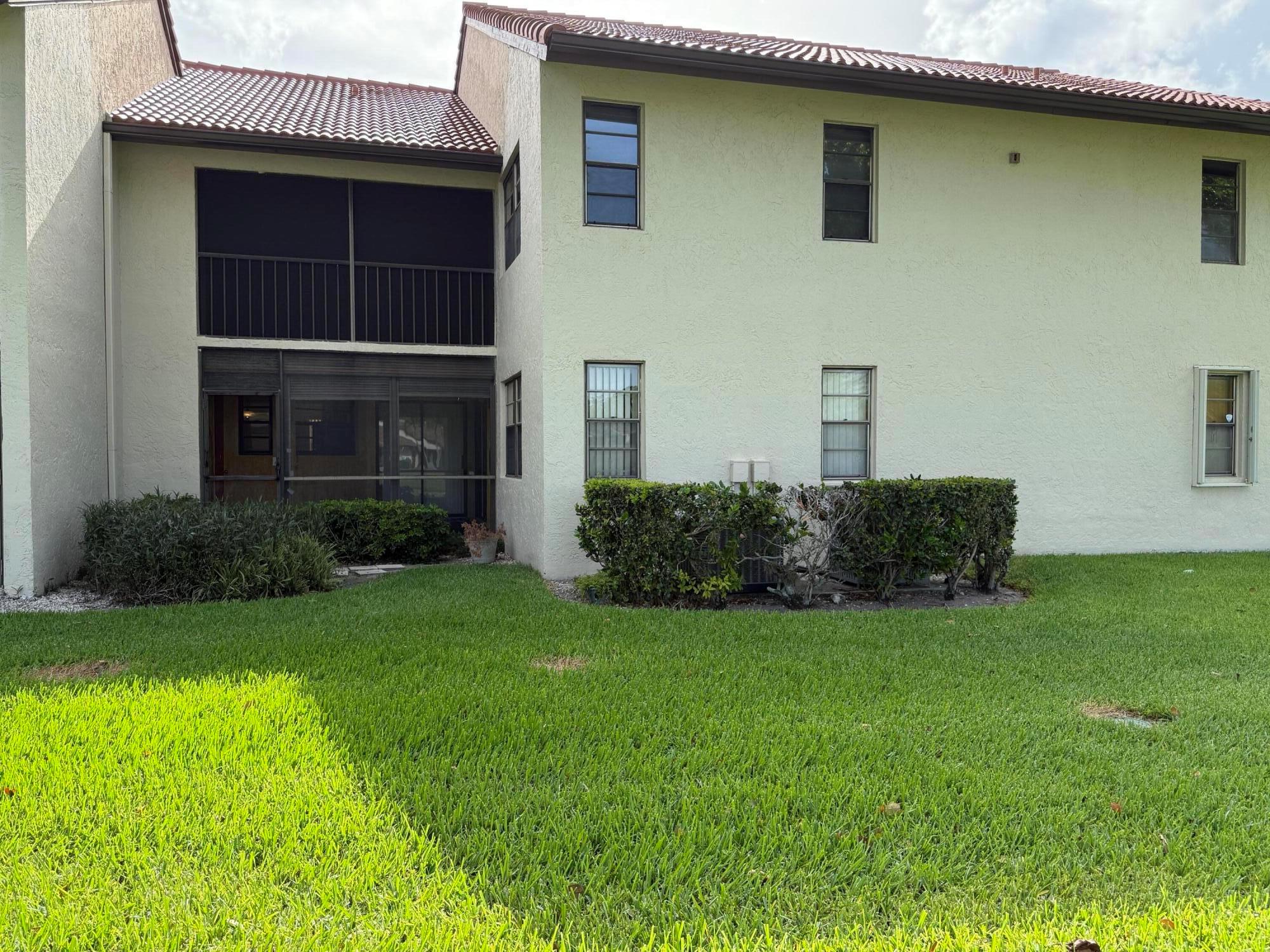 5815 Parkwalk Drive 212