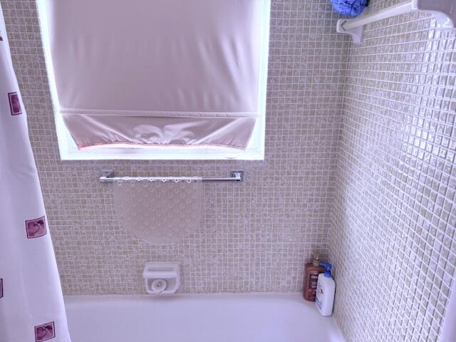 UPMINSTER B CONDO - Residential