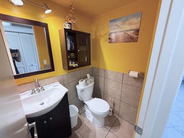 UPMINSTER B CONDO - Residential