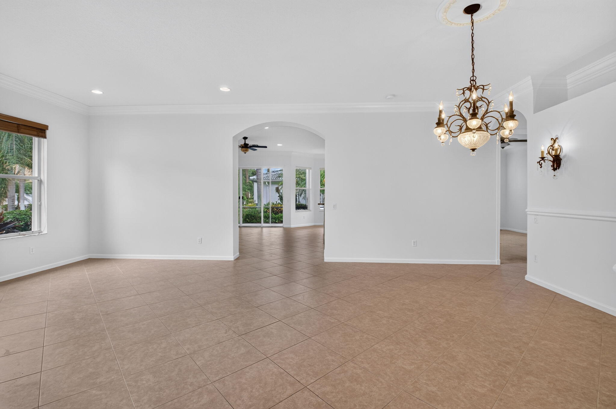 6931 Belmont Shore Drive
