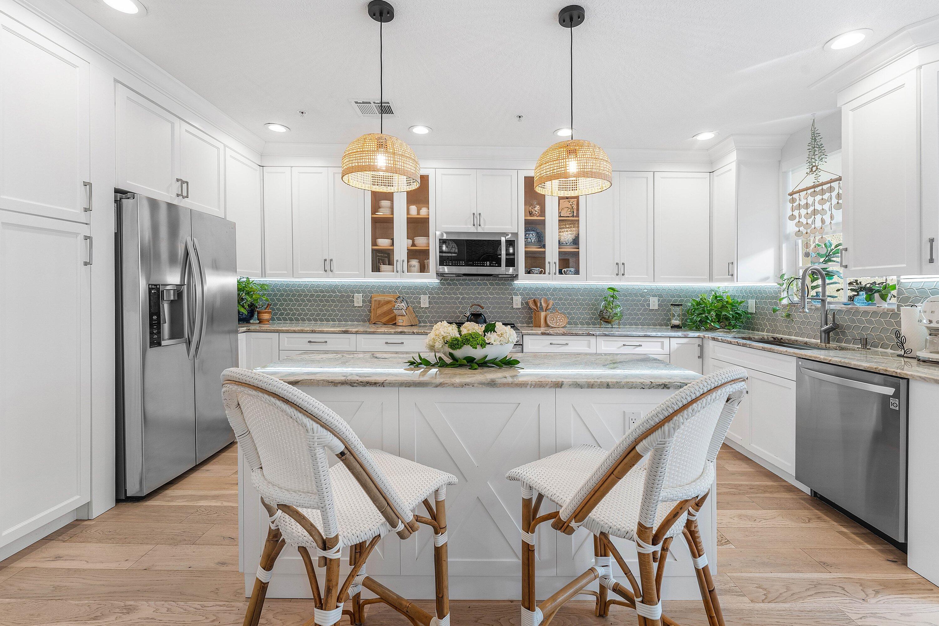 HARBOUR OAKS - Residential