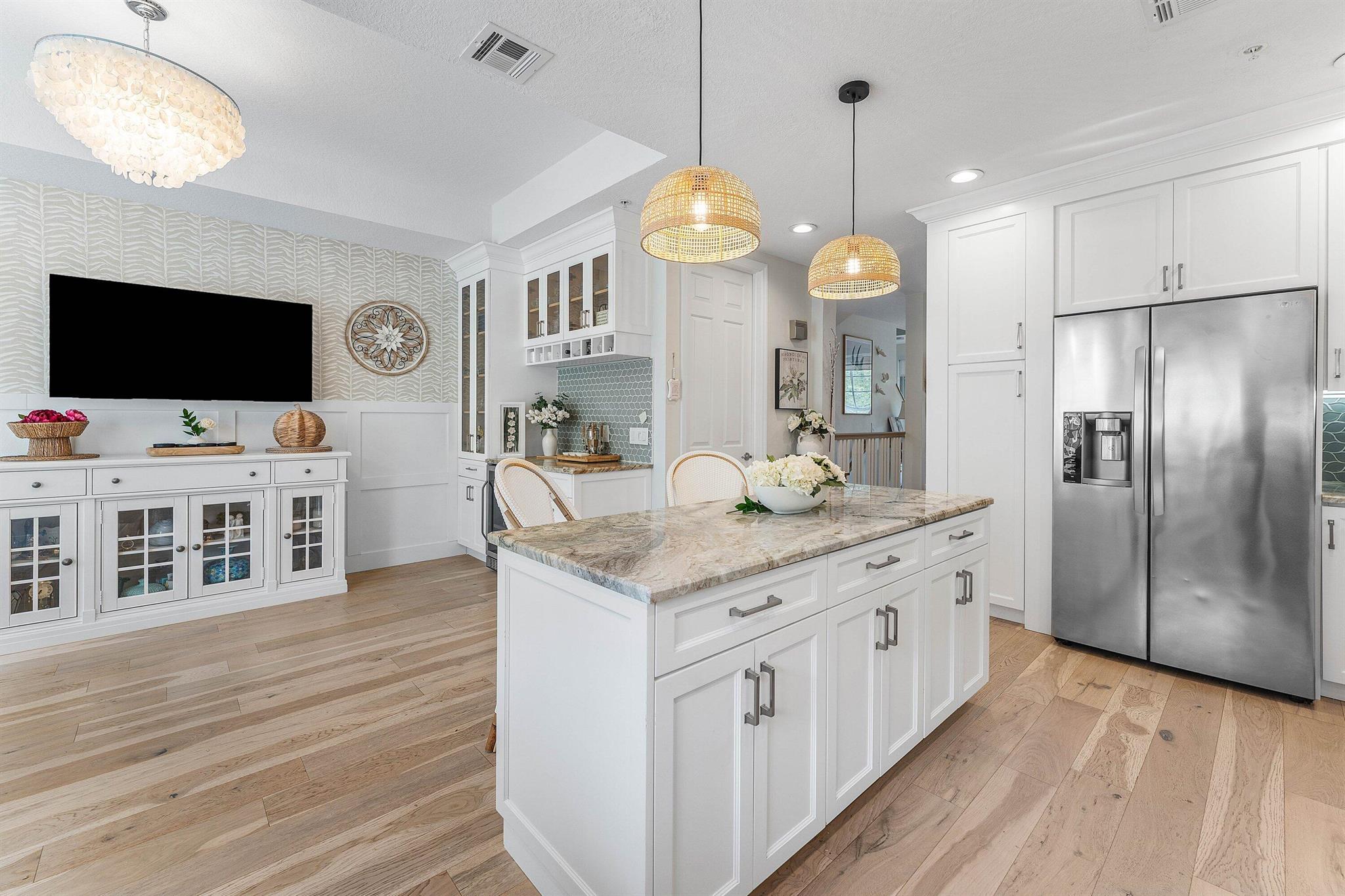 HARBOUR OAKS - Residential