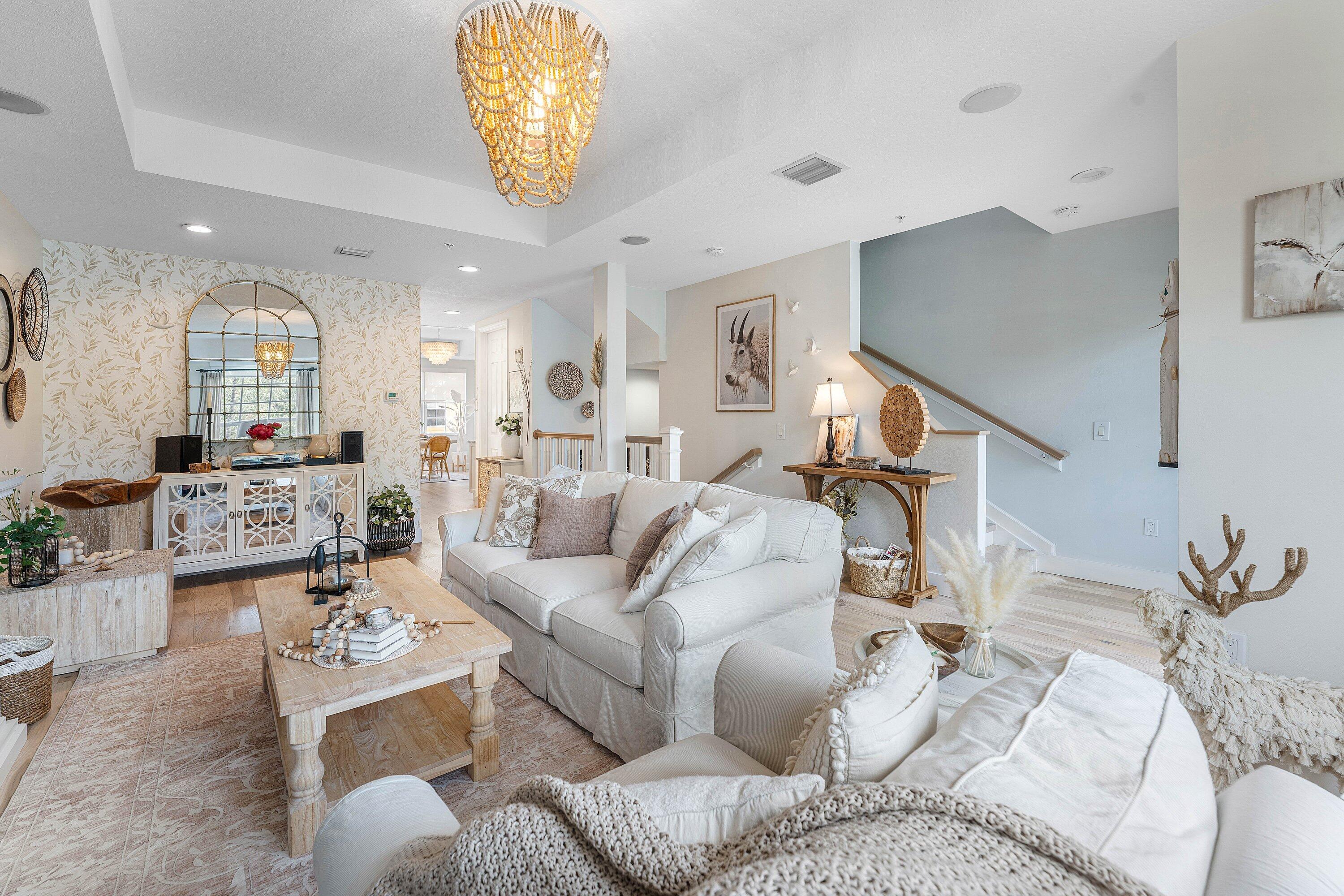 HARBOUR OAKS - Residential