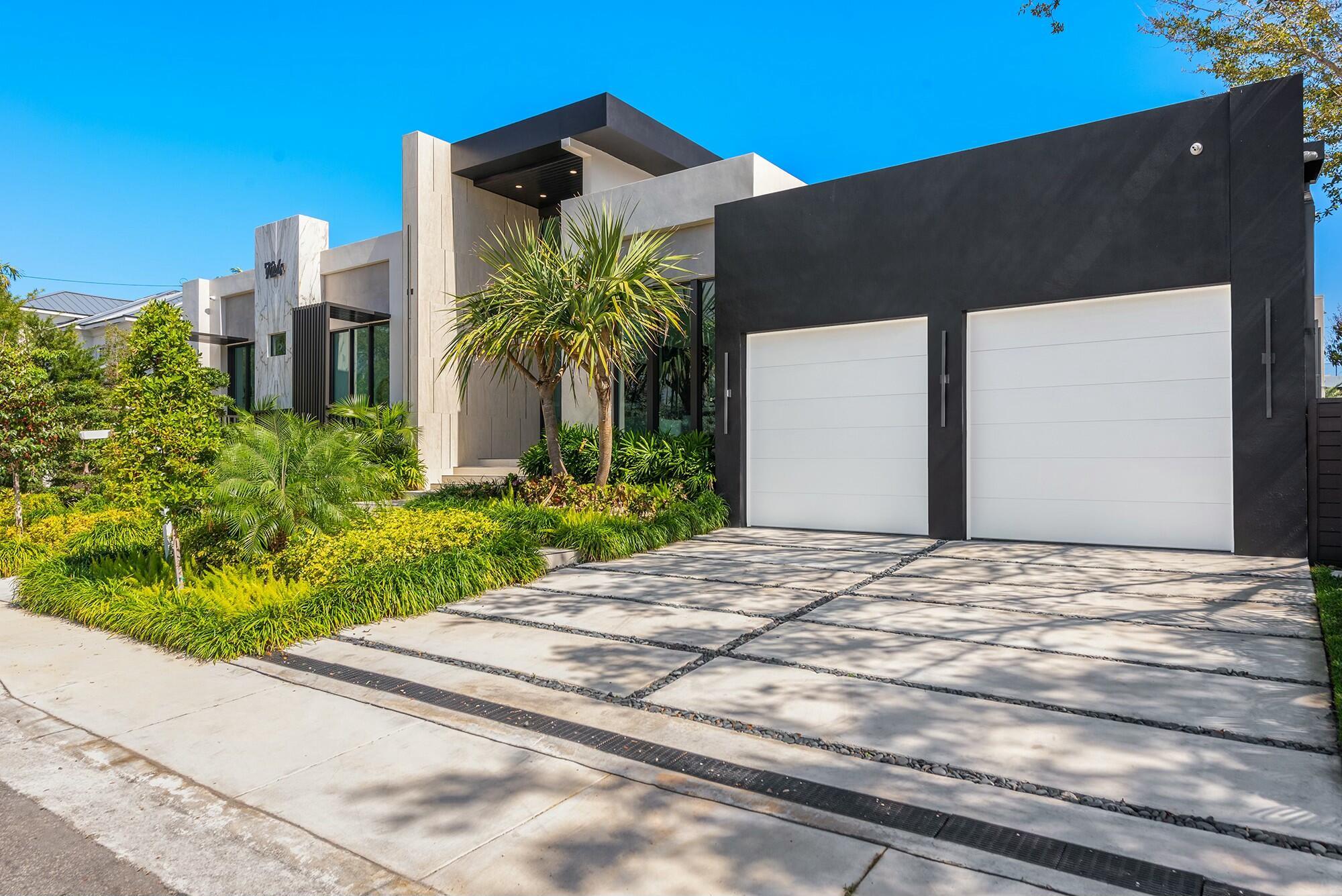 RIVIERA ISLES - Residential