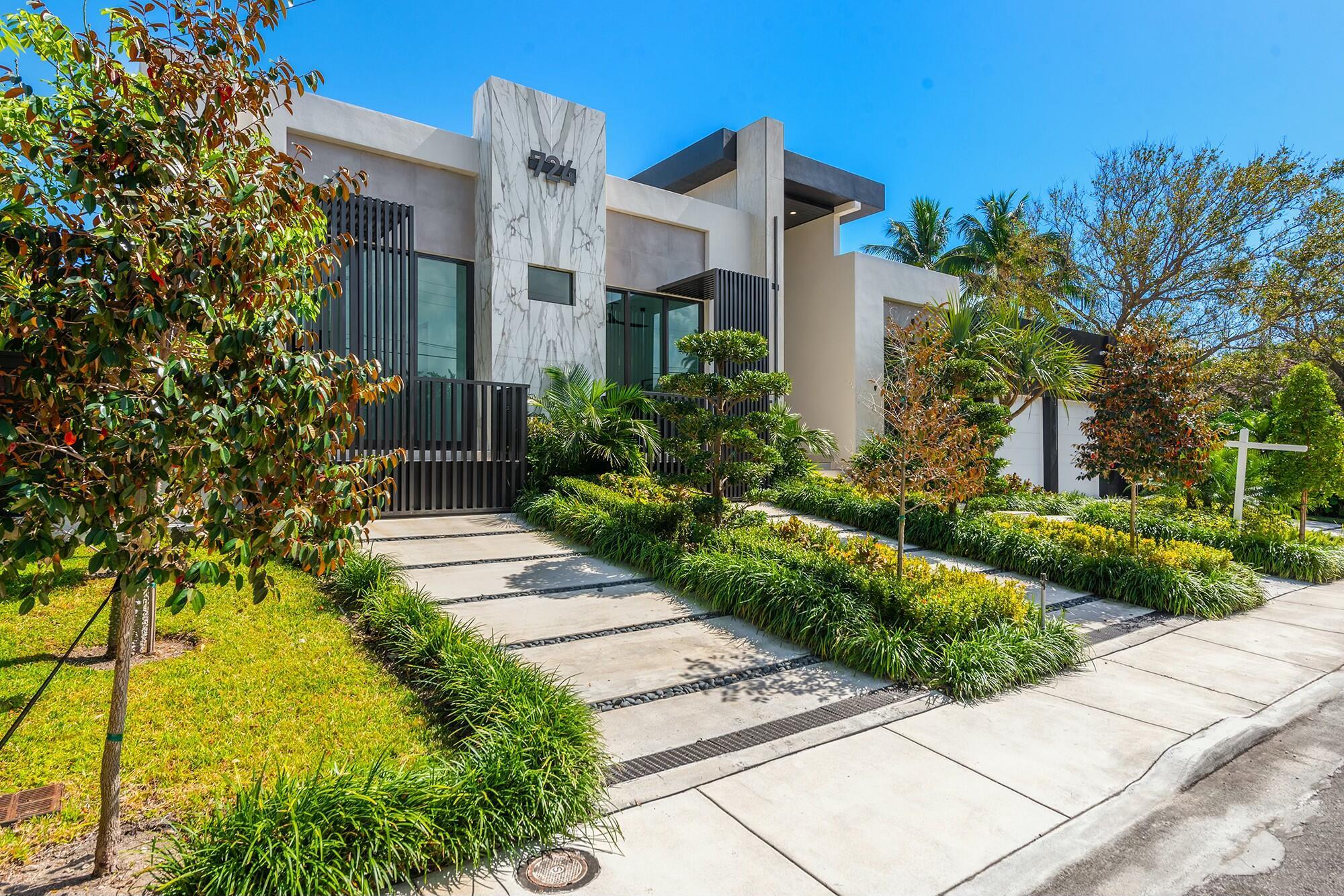 RIVIERA ISLES - Residential