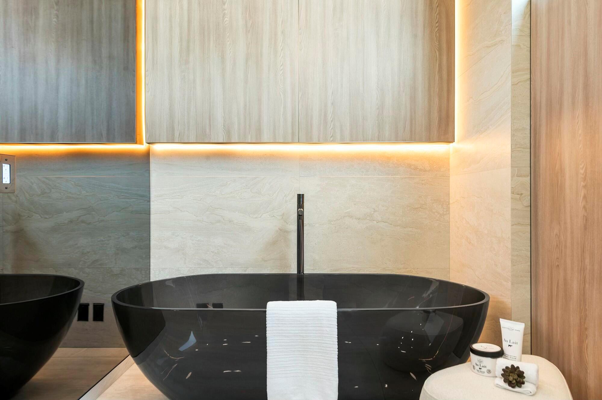 RIVIERA ISLES - Residential