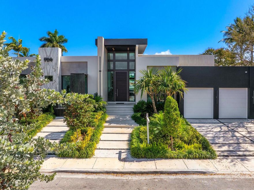 Experience the pinnacle of waterfront luxury in Fort Lauderdale's exclusive Riviera Isles. This newly built, modern residence offers 100 feet of waterfrontage with deep-water dockage and ocean access, perfect for yacht enthusiasts. Just moments from Las Olas Boulevard, the home boasts minimalist design paired with cutting-edge smart technology. Revel in breathtaking water views, designer finishes, and seamless indoor-outdoor living with a gourmet kitchen, expansive living spaces, and a serene master suite. Outside, enjoy a sparkling pool and spacious patio for alfresco entertaining. This 5-bedroom, 5.5-bath retreat is a rare opportunity for those seeking ultimate luxury and convenience in one of Fort Lauderdale's most coveted communities. Don't miss your chance to make this coastal