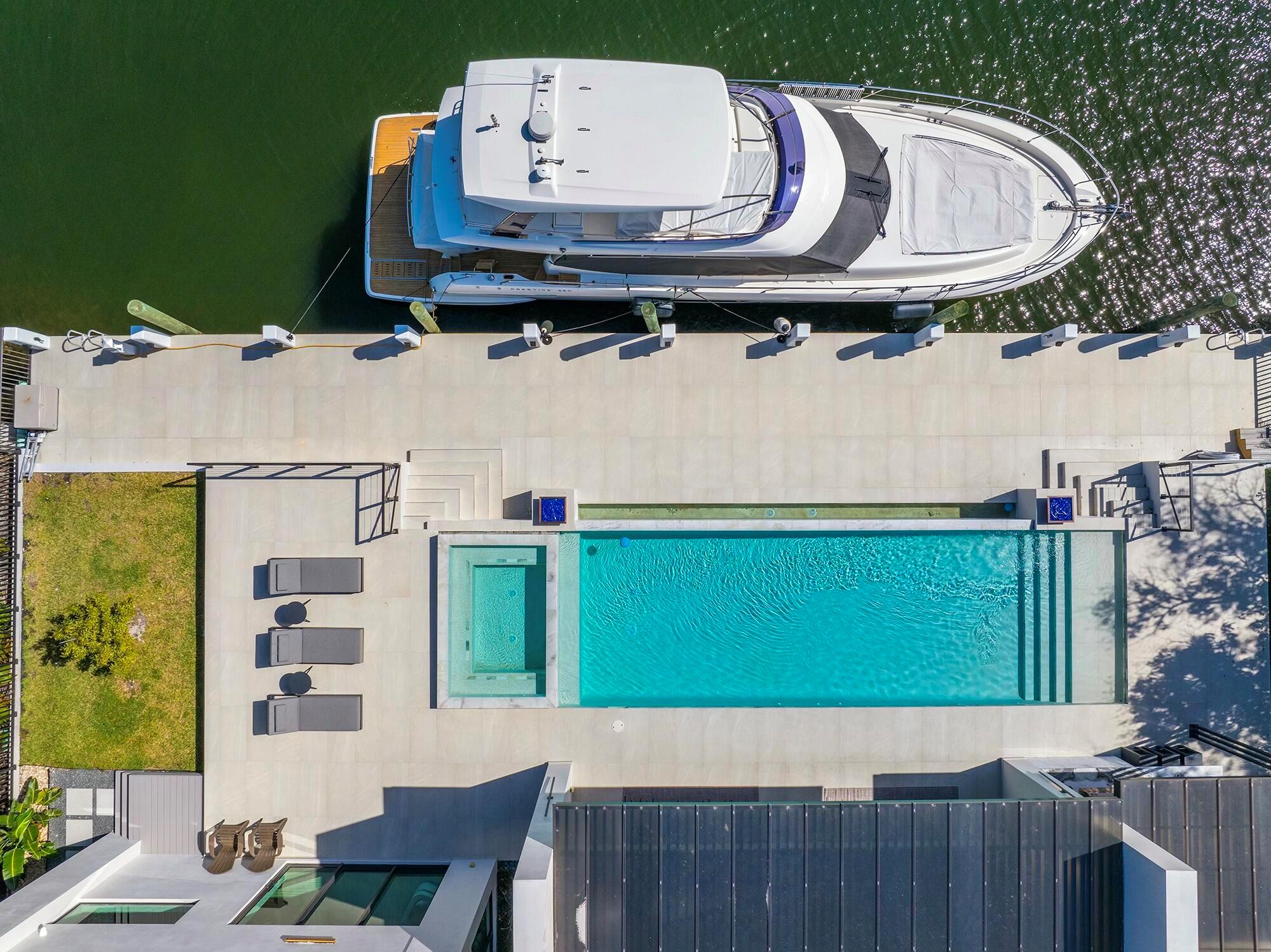 RIVIERA ISLES - Residential