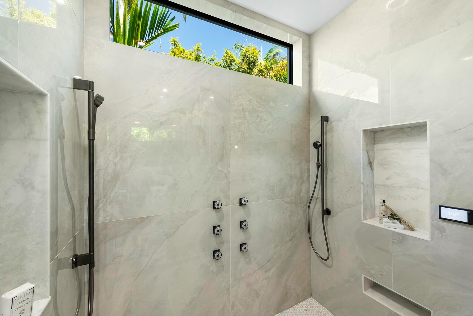 RIVIERA ISLES - Residential