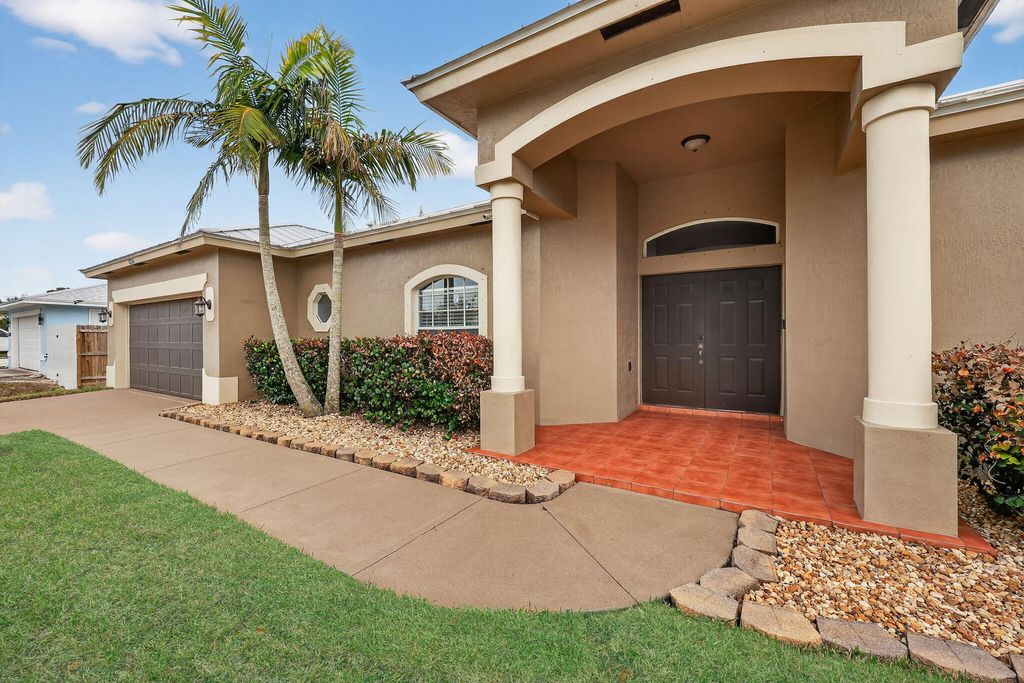 Photo of 1234 SW Aragon Avenue, Port Saint Lucie, FL 34953 (MLS # R11168020)