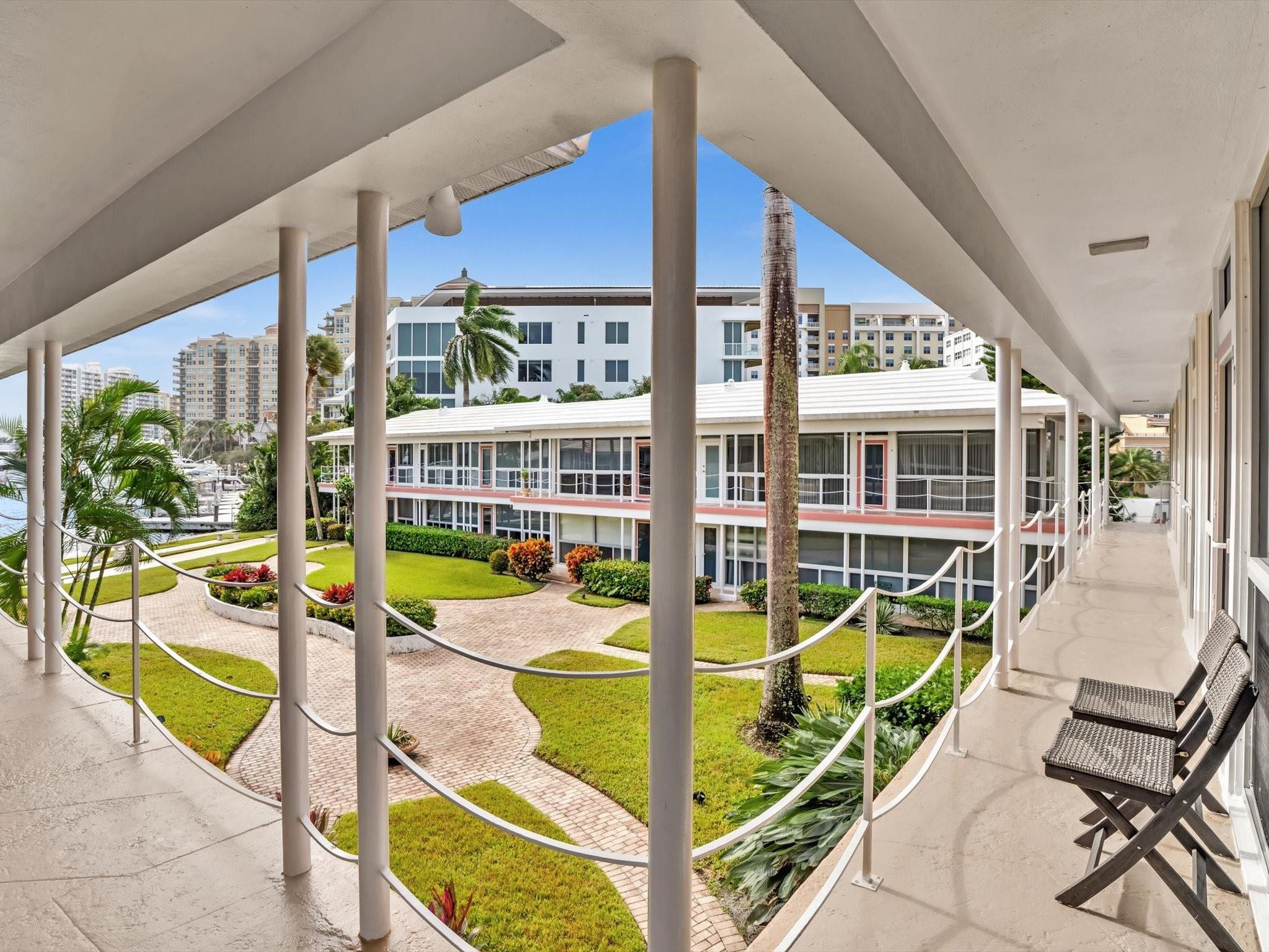 Coral Cove Assoc Co-Op - Residential Lease